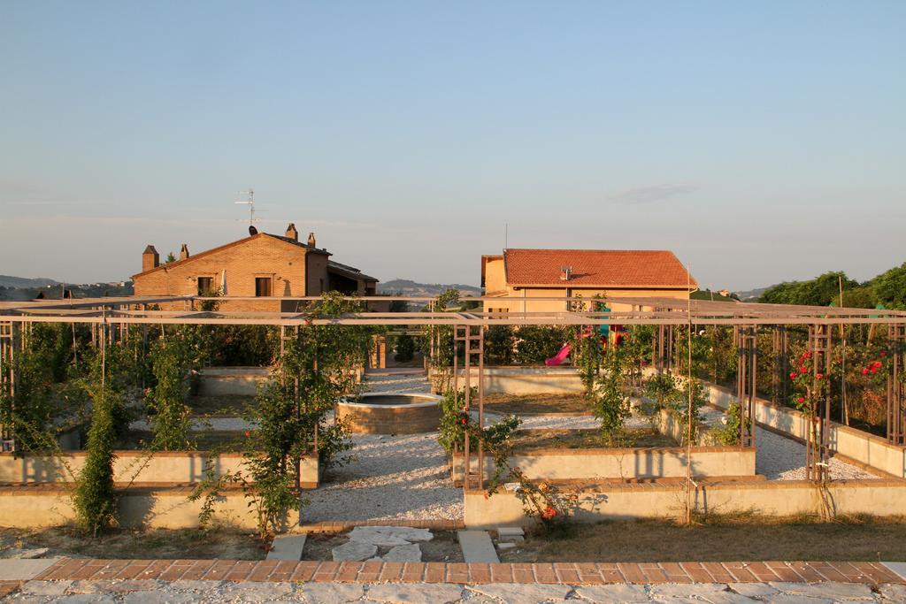 Agriturismo Fattoria Marchetti Hotel Montalto delle Marche Exterior foto