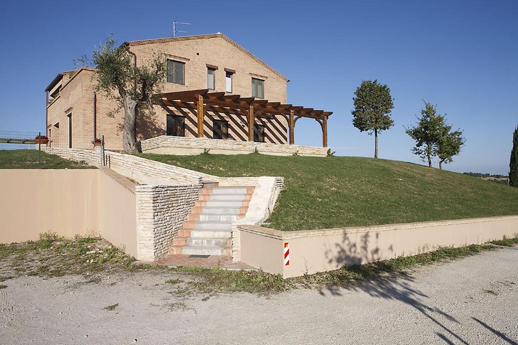 Agriturismo Fattoria Marchetti Hotel Montalto delle Marche Exterior foto