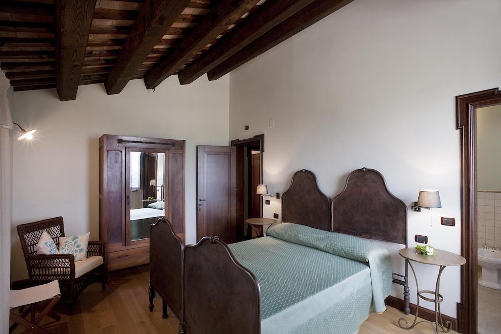 Agriturismo Fattoria Marchetti Hotel Montalto delle Marche Habitación foto